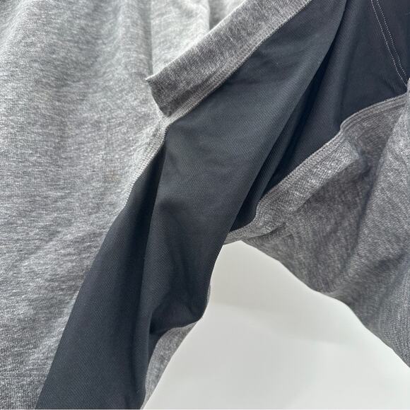 Lululemon T.H.E. Short *Linerless 7" in Heathered Texture Printed Grey Deep Coal - Picture 6 of 9